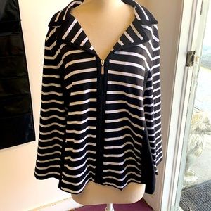NWT Karen Scott striped 0x, 2x zip up top!